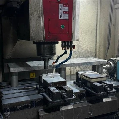 금속 부품의 CNC 가공